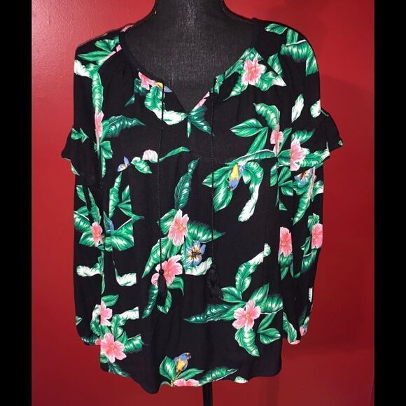 Old Navy Blouse  - Picture 1 of 6
